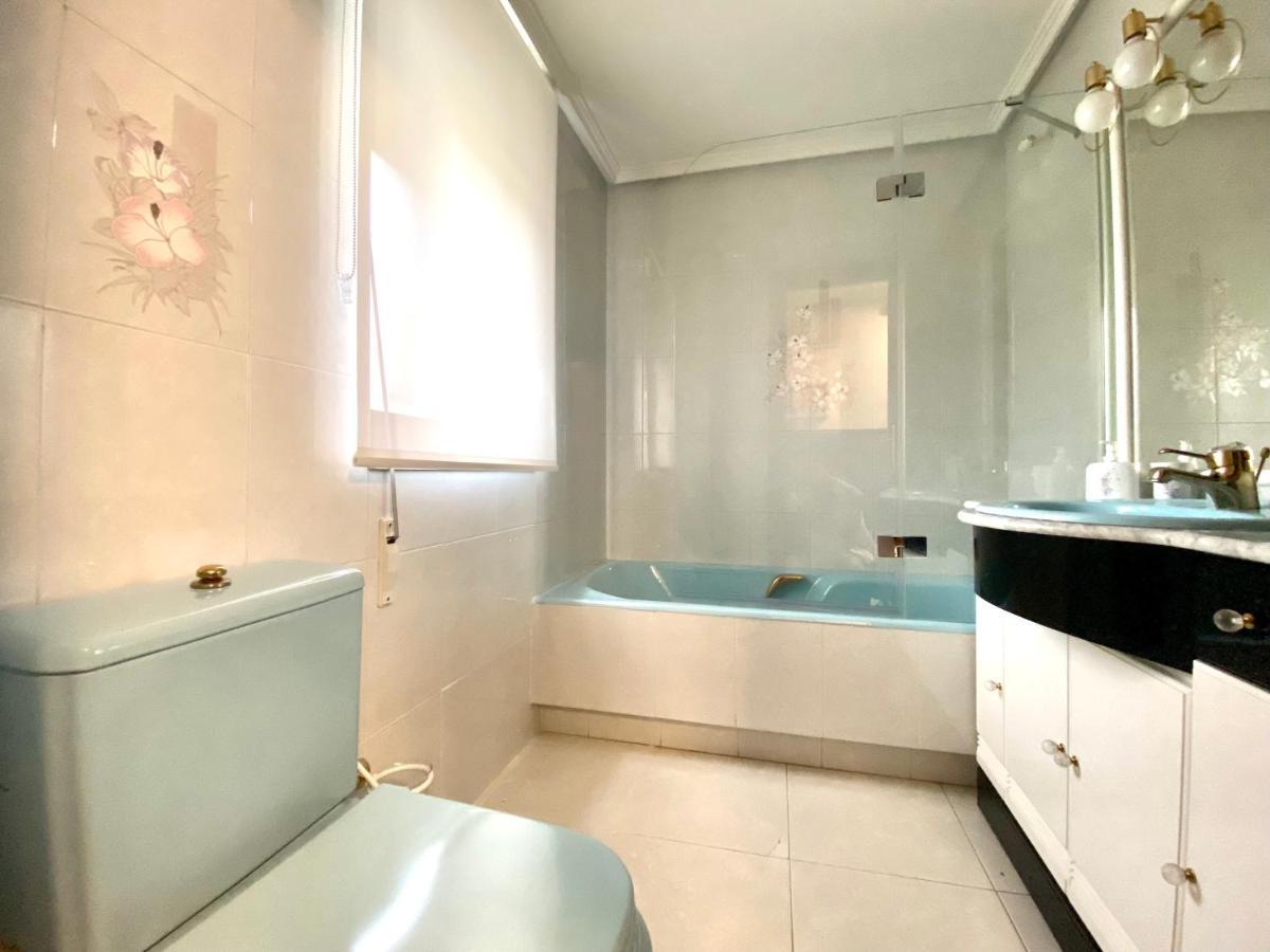 Housing Leon Casa Con Jardin Βίλα Εξωτερικό φωτογραφία