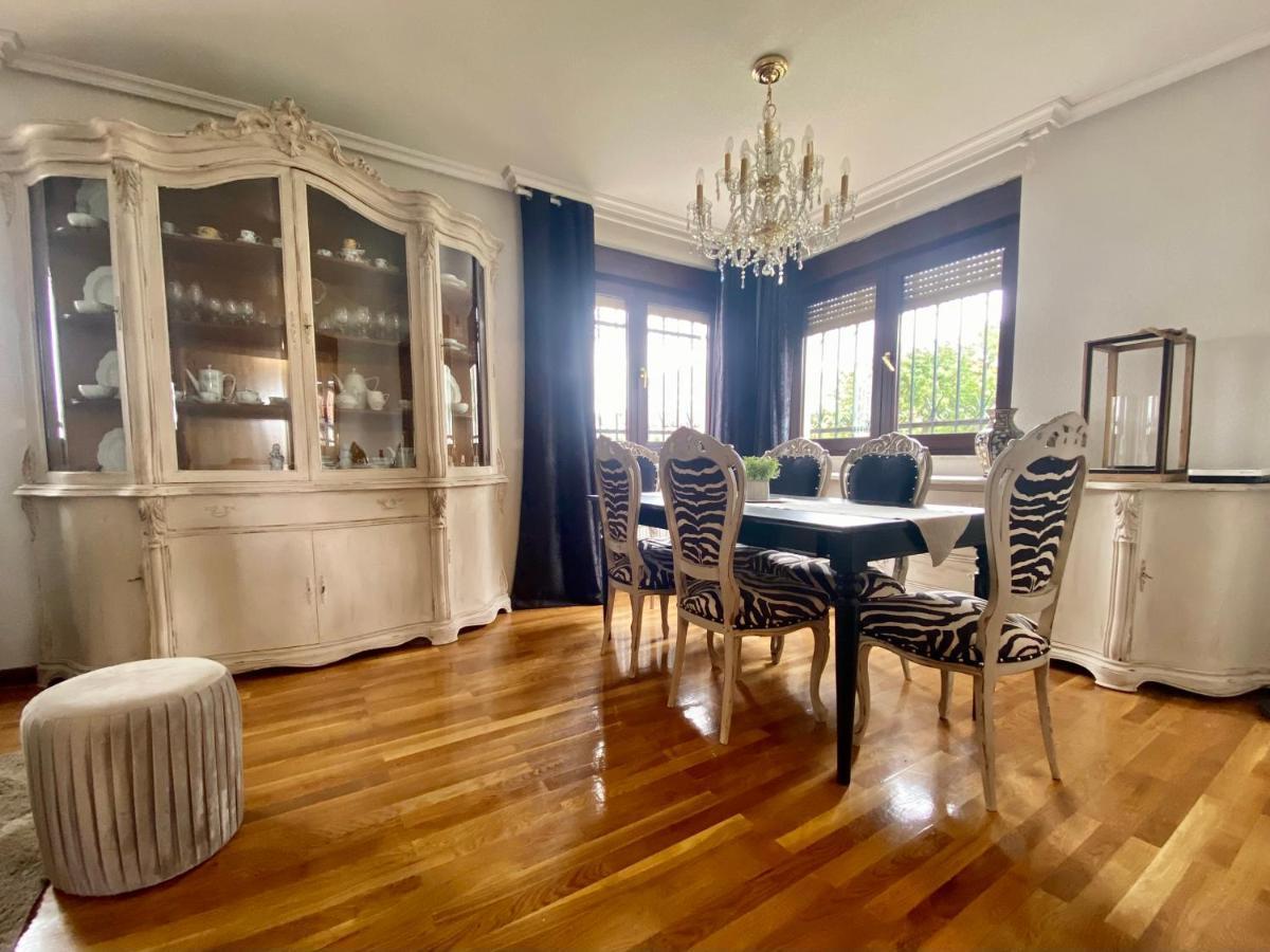 Housing Leon Casa Con Jardin Βίλα Εξωτερικό φωτογραφία